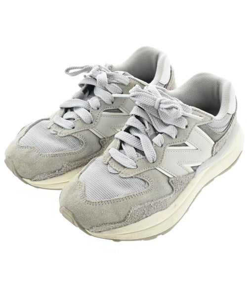 New Balance รองเท้าผ้าใบ