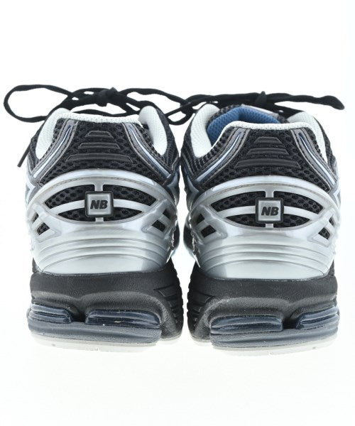 New Balance รองเท้าผ้าใบ