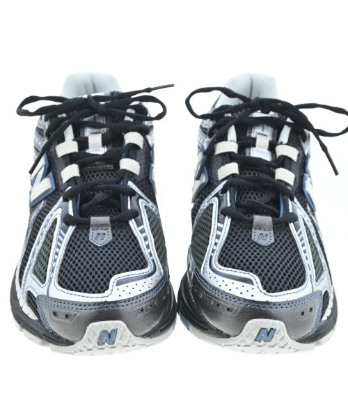 New Balance รองเท้าผ้าใบ