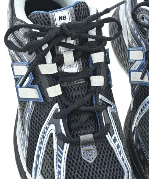 New Balance รองเท้าผ้าใบ