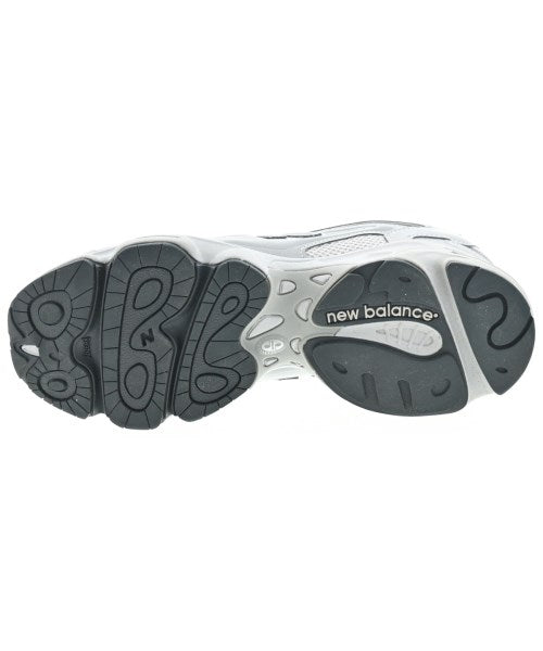 New Balance รองเท้าผ้าใบ