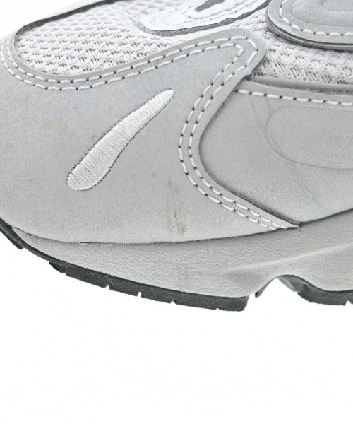 New Balance รองเท้าผ้าใบ