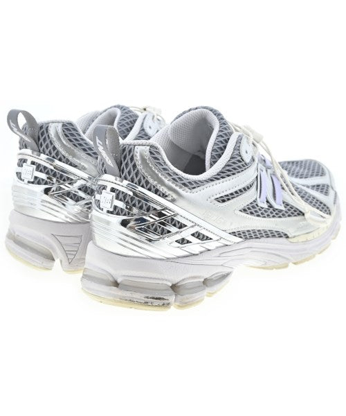 New Balance รองเท้าผ้าใบ