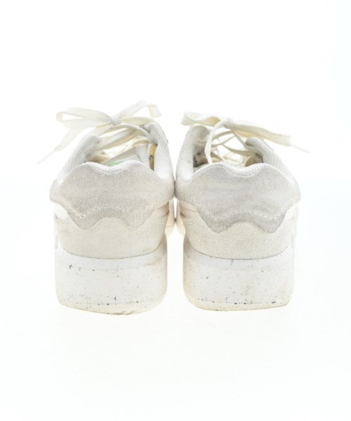 New Balance รองเท้าผ้าใบ