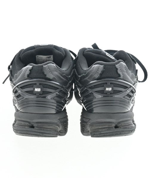 New Balance รองเท้าผ้าใบ