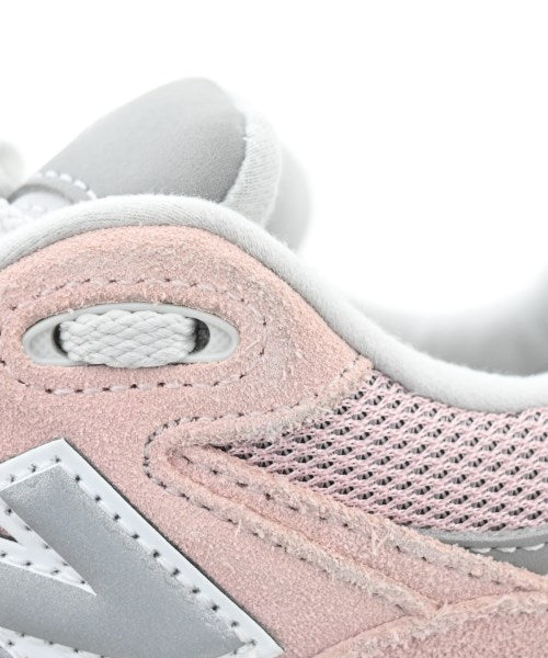 New Balance รองเท้าผ้าใบ