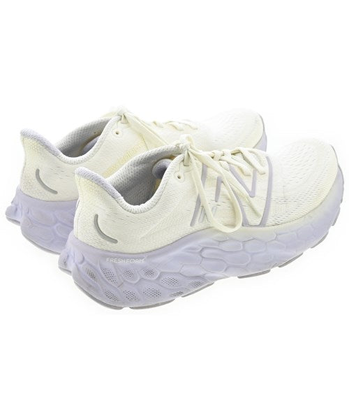 New Balance รองเท้าผ้าใบ