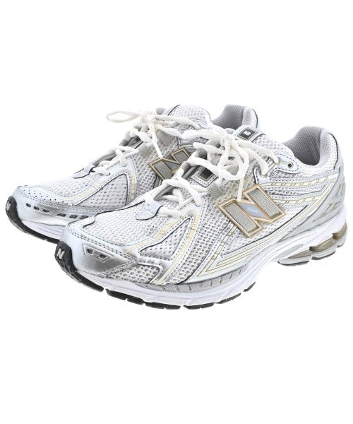 New Balance รองเท้าผ้าใบ