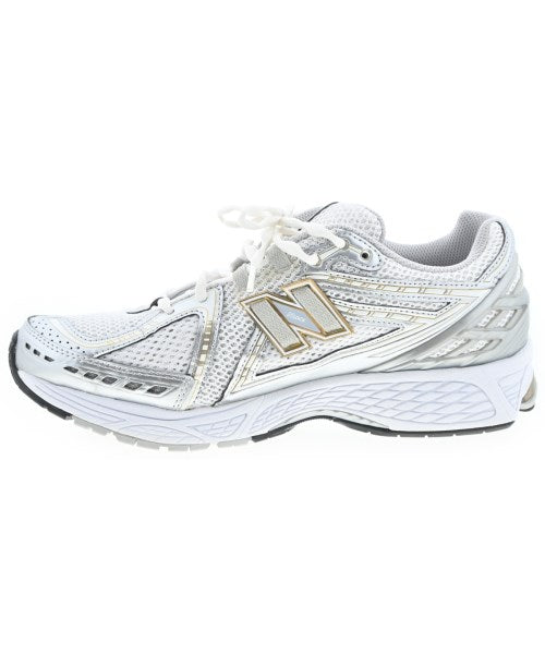 New Balance รองเท้าผ้าใบ