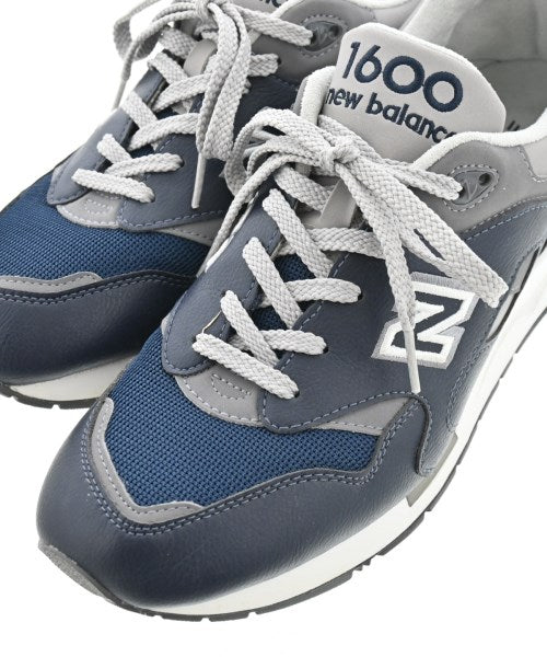 New Balance รองเท้าผ้าใบ