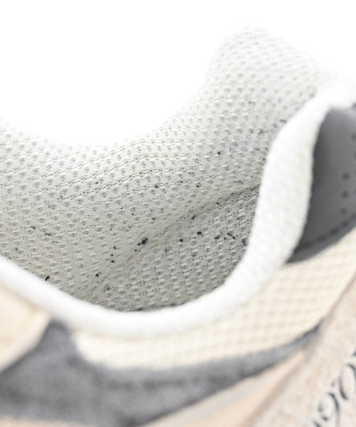 New Balance รองเท้าผ้าใบ