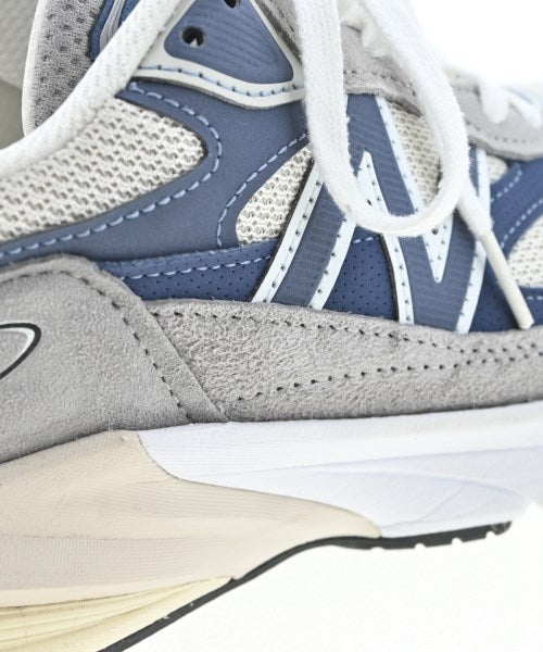 New Balance รองเท้าผ้าใบ
