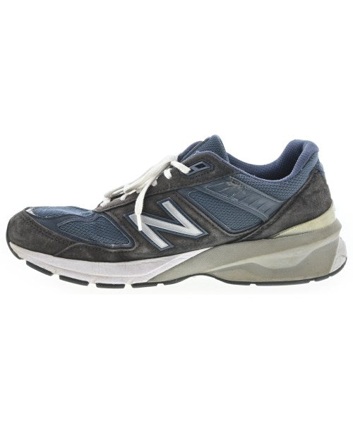 New Balance รองเท้าผ้าใบ
