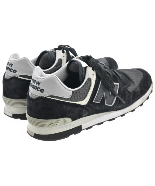 New Balance รองเท้าผ้าใบ