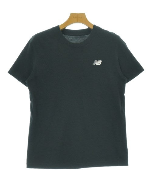 New Balance เสื้อยืด/เสื้อท็อปส์