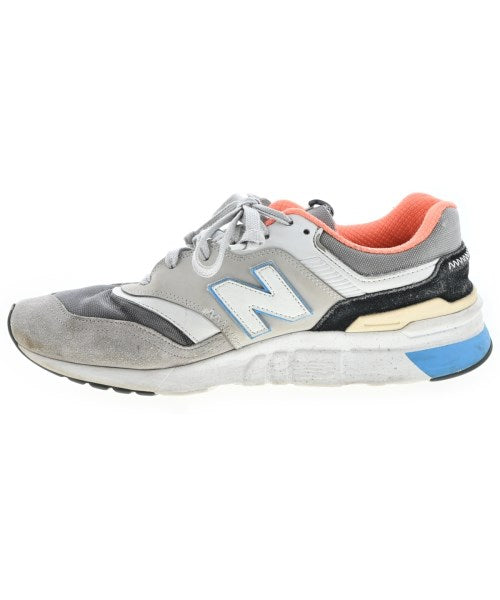 New Balance รองเท้าผ้าใบ