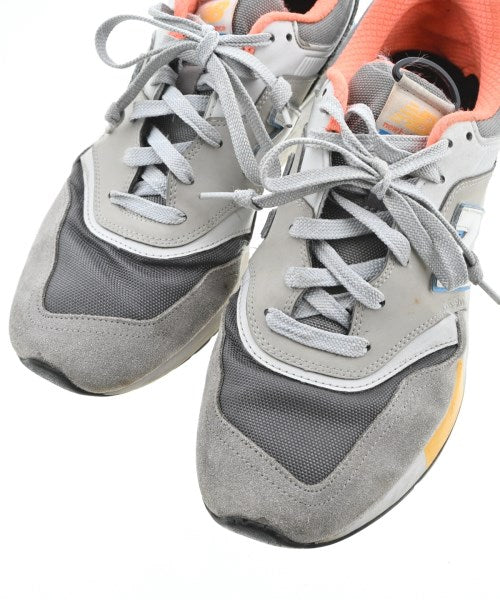 New Balance รองเท้าผ้าใบ