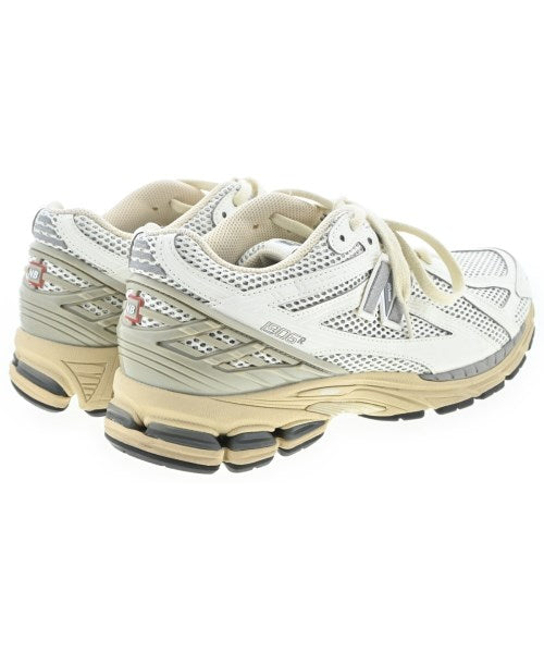 New Balance รองเท้าผ้าใบ