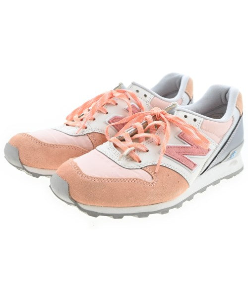 New Balance รองเท้าผ้าใบ