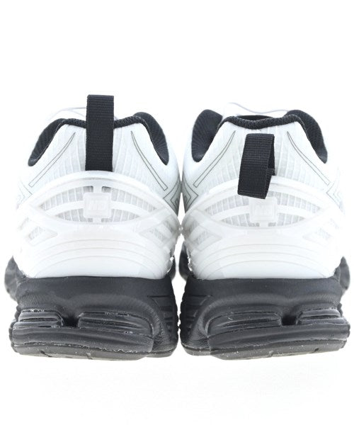 New Balance รองเท้าผ้าใบ