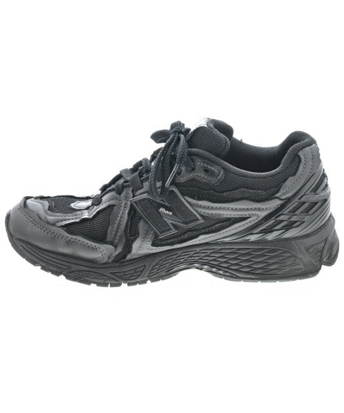 New Balance รองเท้าผ้าใบ