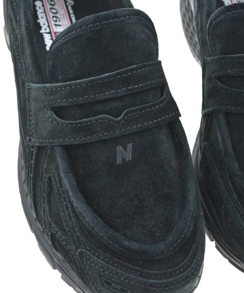 New Balance รองเท้าผ้าใบ