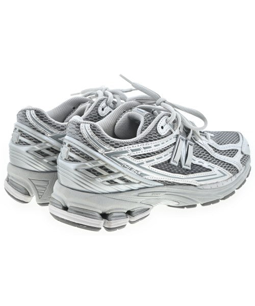 New Balance รองเท้าผ้าใบ