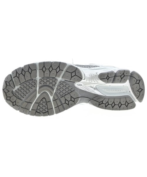 New Balance รองเท้าผ้าใบ