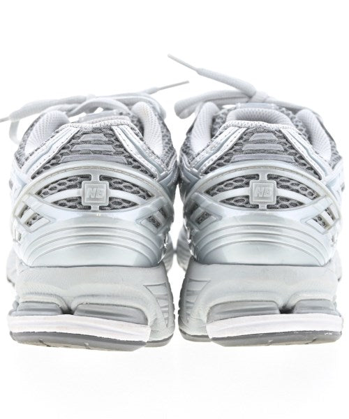 New Balance รองเท้าผ้าใบ