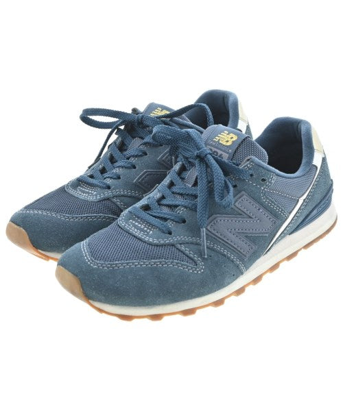 New Balance รองเท้าผ้าใบ