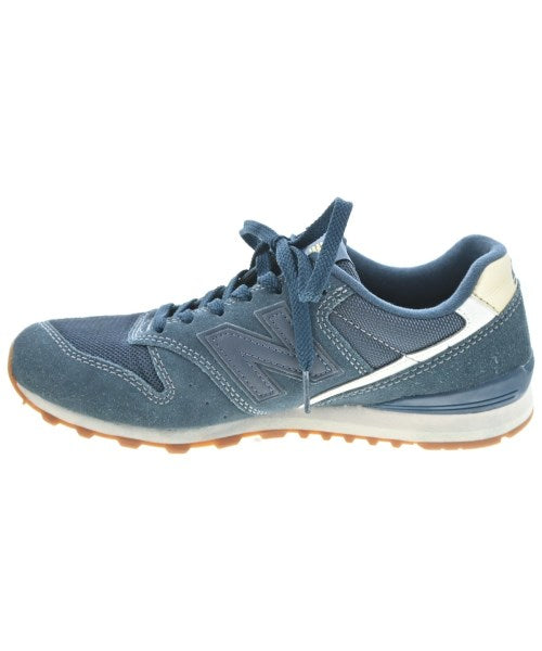 New Balance รองเท้าผ้าใบ