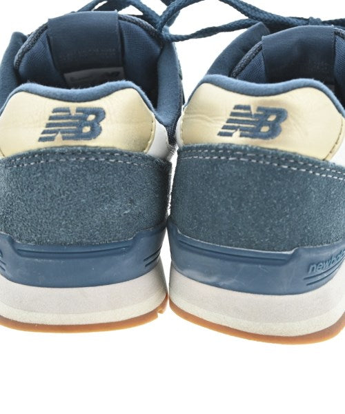 New Balance รองเท้าผ้าใบ