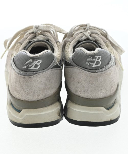 New Balance รองเท้าผ้าใบ