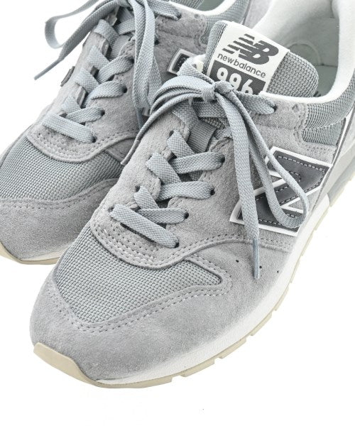 New Balance รองเท้าผ้าใบ