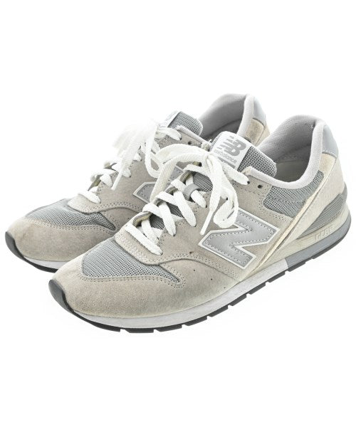 New Balance รองเท้าผ้าใบ