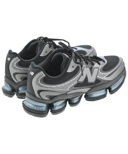 New Balance รองเท้าผ้าใบ