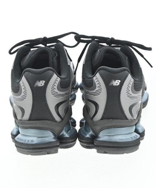 New Balance รองเท้าผ้าใบ