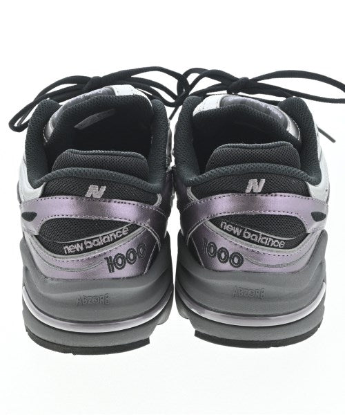 New Balance รองเท้าผ้าใบ