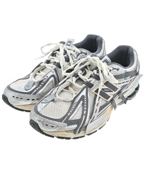New Balance รองเท้าผ้าใบ