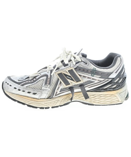 New Balance รองเท้าผ้าใบ