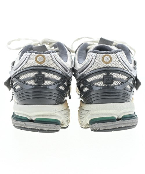 New Balance รองเท้าผ้าใบ