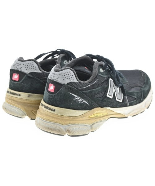 New Balance รองเท้าผ้าใบ