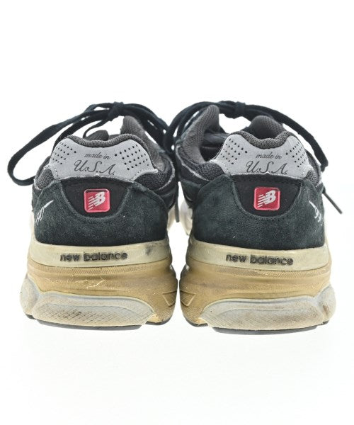 New Balance รองเท้าผ้าใบ
