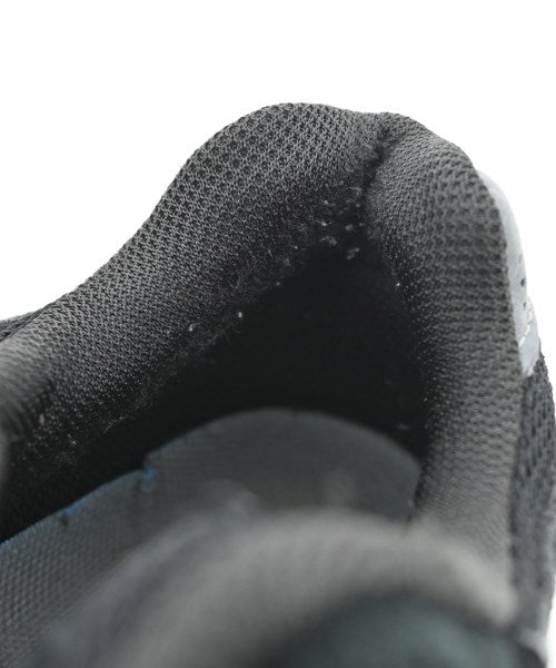 New Balance รองเท้าผ้าใบ