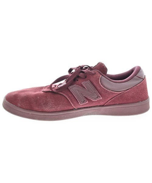 New Balance รองเท้าผ้าใบ