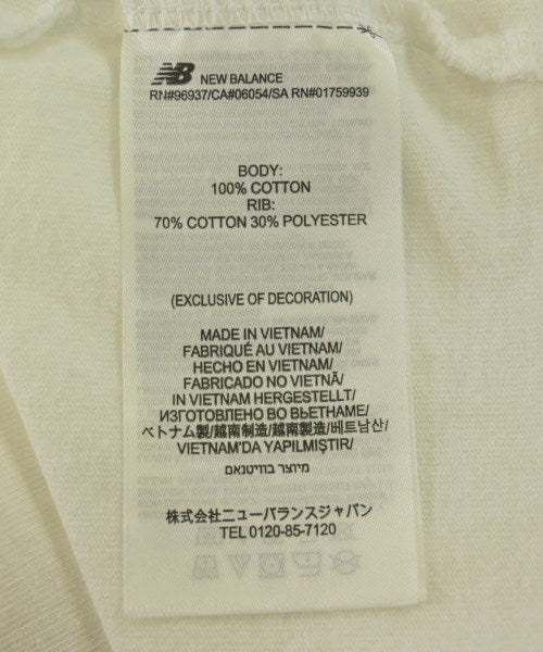 New Balance เสื้อยืด/เสื้อท็อปส์
