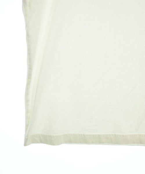 New Balance เสื้อยืด/เสื้อท็อปส์