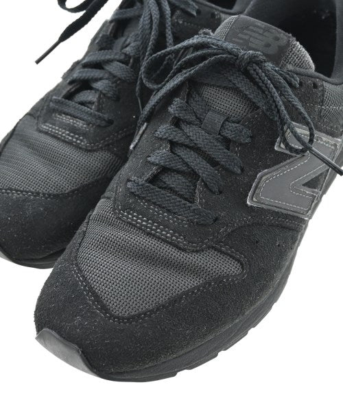 New Balance รองเท้าผ้าใบ