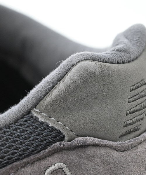 New Balance รองเท้าผ้าใบ