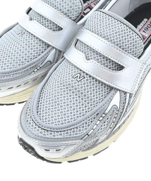 New Balance รองเท้าผ้าใบ